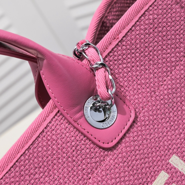 シャネルバッグ角部分ディテール